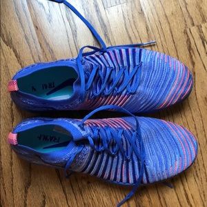 Nike flyknit sneakers